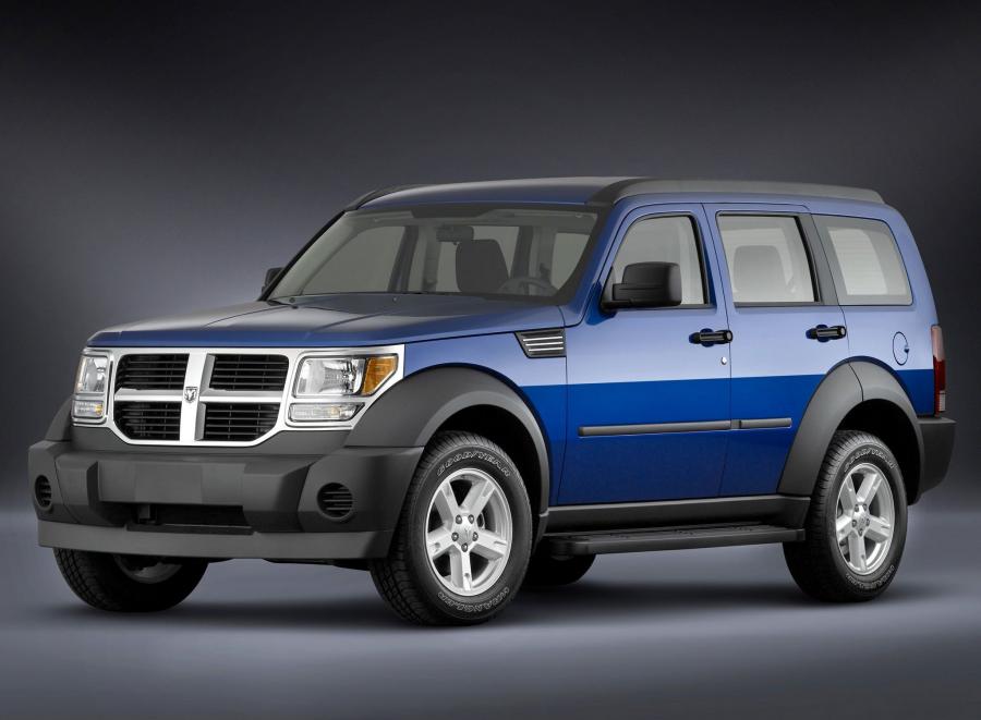  Dodge Nitro 2006 года  (фото 3 из 30)